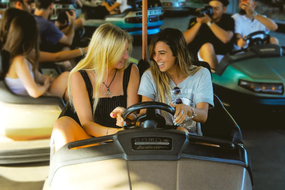 מכוניות מתנגשות סופרלנד (2)