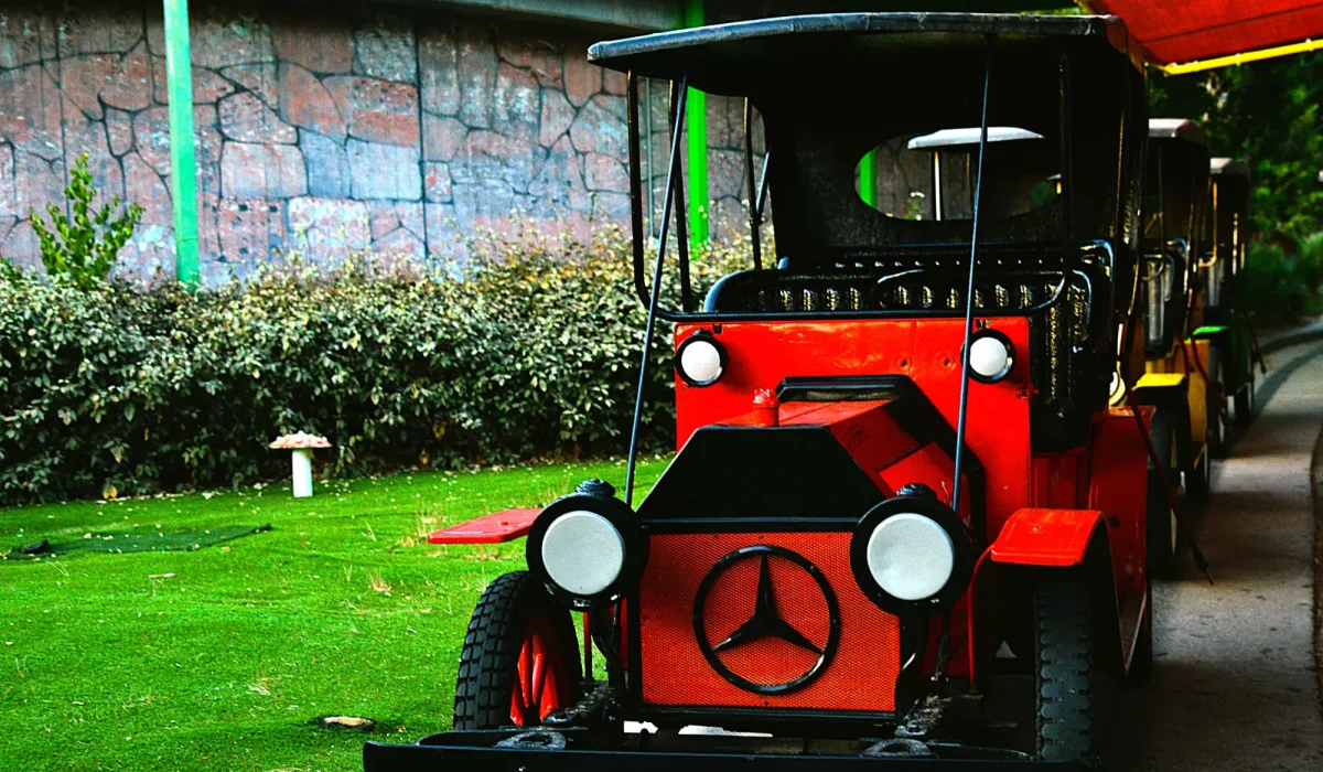 מכוניות עתיקות 60